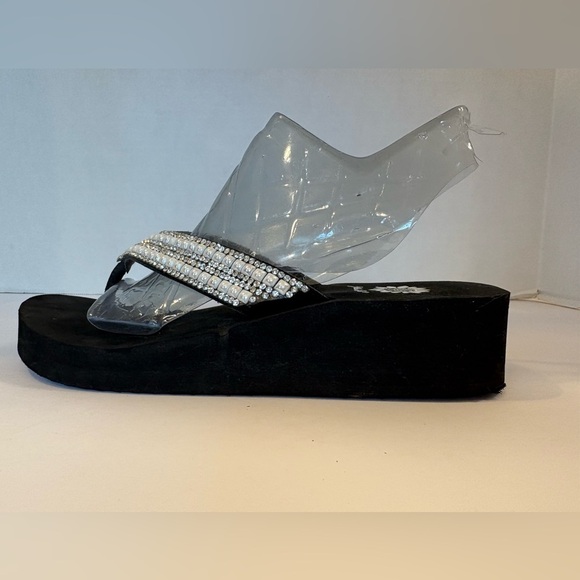 Yellow Box Valence leather beaded flip flops sandals size 7.5 - Picture 4 of 11